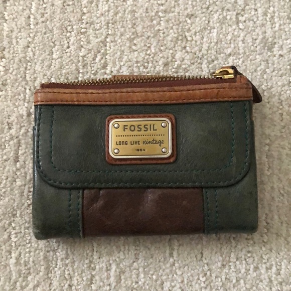 Fossil Accessories - Fossil Leather Wallet